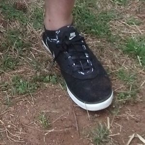 Looking for these Nikes